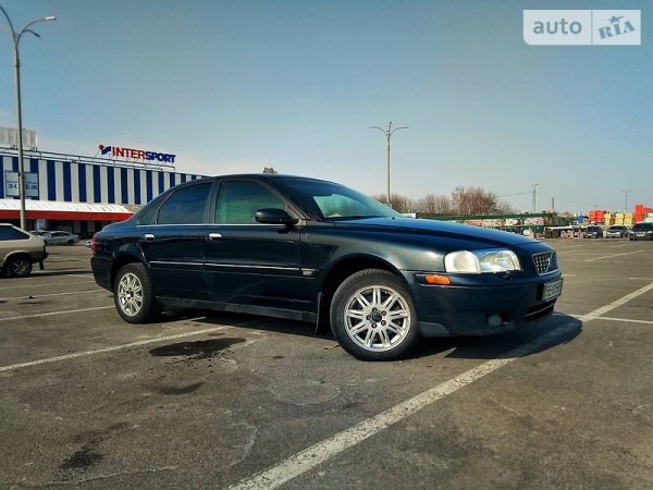 volvo_s80__211963159fx.jpg